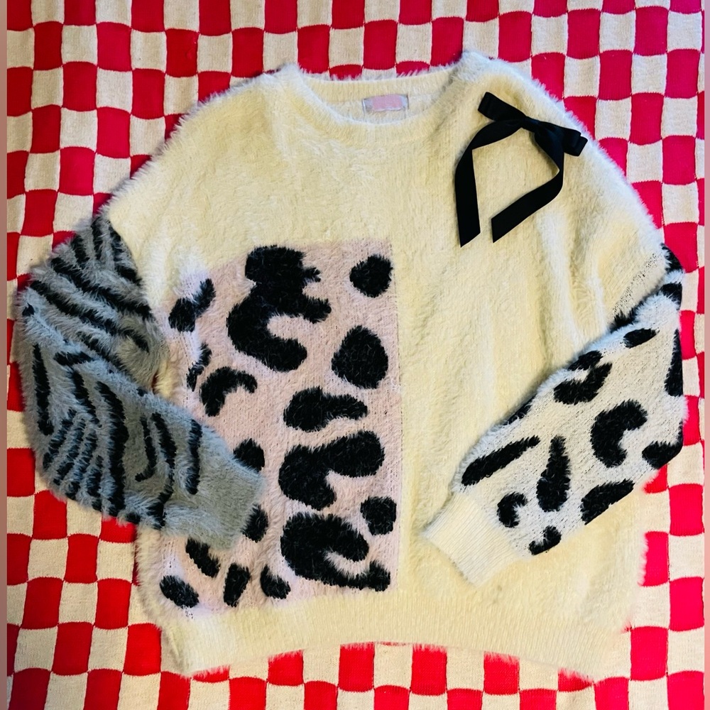 Y2K 90s Oversized Fuzzy zebra print cheetah print leopard print soft sweater